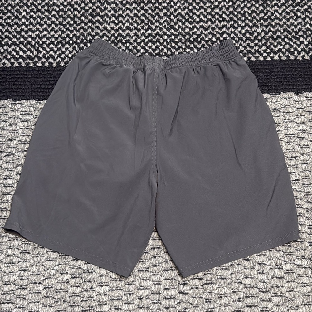 Tasc Performance Athletic Shorts Men’s Size Small Lined Athleisure Workout Gray - Picture 2 of 11